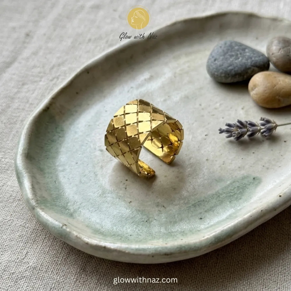 Minimalist Gold Diamond Quilt Ring – Pure Stainless Steel