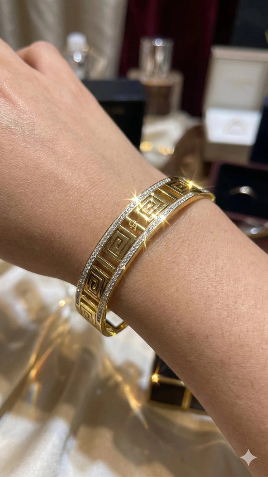 Goldplated Bracelet Stylish Design Bracelet - Goldplated Bracelet Stylish Design BraceletJewelryGlow with NazGlow With NazN-B010Goldplated Bracelet Stylish Design Bracelet