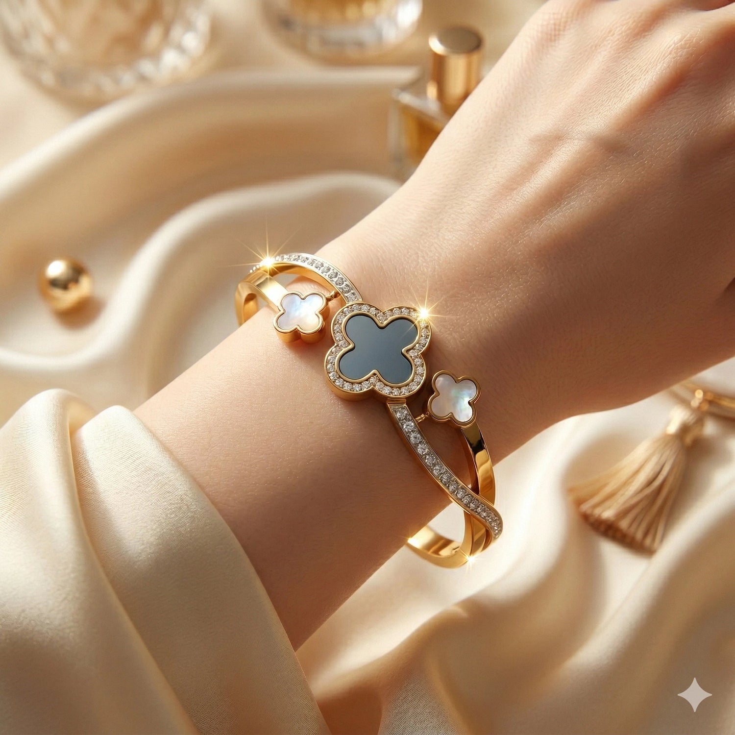 Infinity Trio Clover Hand Cuff - Infinity Trio Clover Hand CuffJewelryGlow with NazGlow With NazN-B016Infinity Trio Clover Hand Cuff