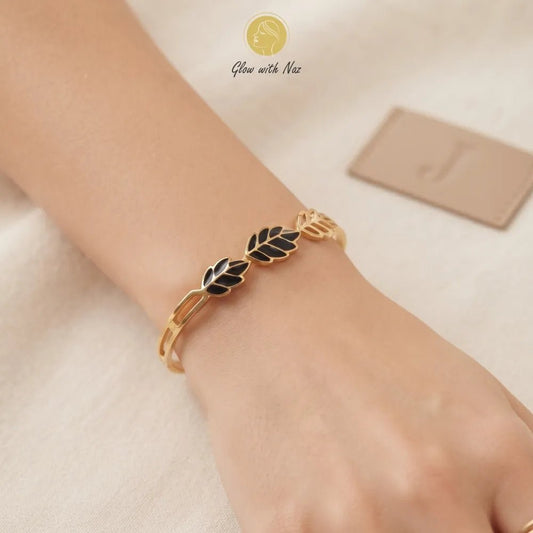 Stainless Steel Elegant 3 Leave Anti-Tarnish Hand Cuff Bracelet - Stainless Steel Elegant 3 Leave Anti-Tarnish Hand Cuff BraceletJewelryGlow With NazGlow With NazB0058B0058Detail shot of the stunning tarnish-free minimalist jewelry showcasing the aesthetic leaf design
